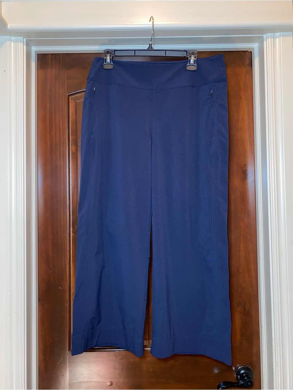 Orvis Womens Size 10 Navy Blue Wonder Ripstop Ankle Zip Pocket Pants